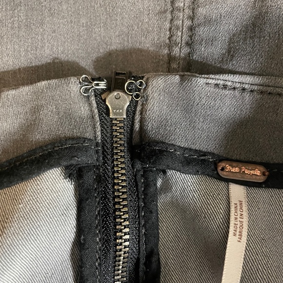 Free People Light Grey Washed / Faded Black Modern Femme Denim Skirt Size 6 - Picture 8 of 15